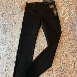 Liverpool Pull-On Skinny Jeans